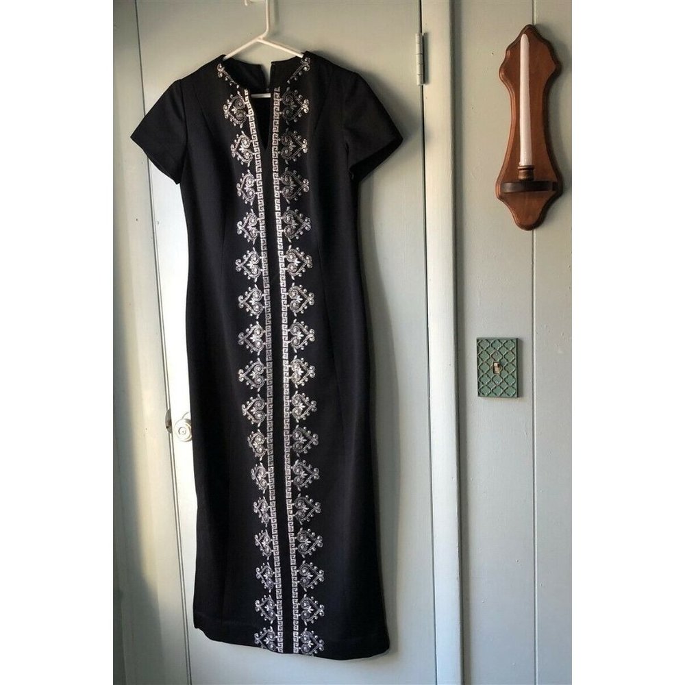 Vintage maxi long dress column black with silver embroidered front elegant